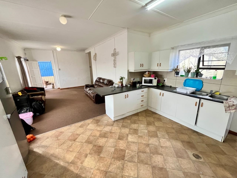 To Let 2 Bedroom Property for Rent in Cambridge Eastern Cape